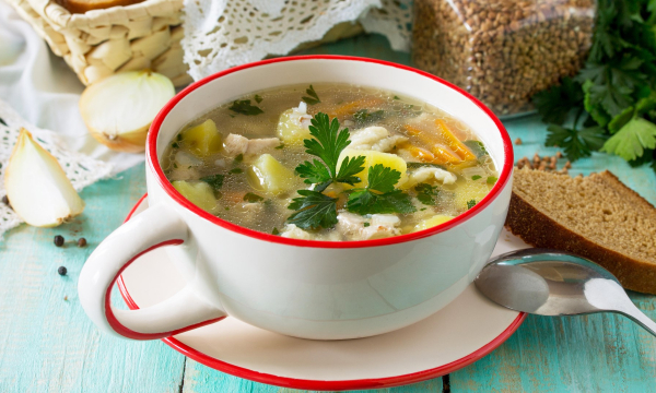 Ошибка миллионов: этот суп категорически нельзя давать пожилым