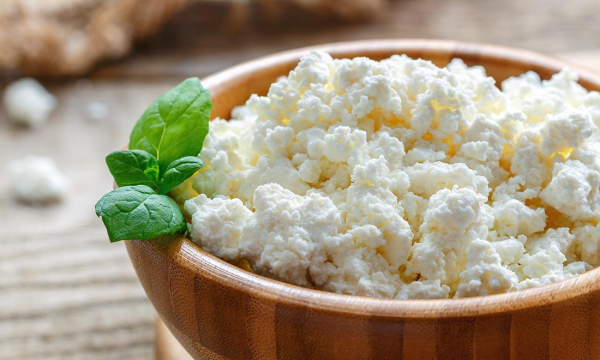 Творог оказался полезным только в определенное время дня