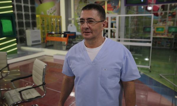 Ешьте полезные продукты при любой погоде: Мясников развеял миф о питании в период холодов