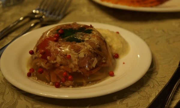 Пожилым людям на заметку: эти продукты способны укрепить суставы после 60 лет