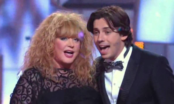 Максим наконец то признался кто ему Алла: не жена