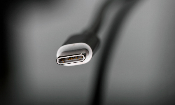 Ошибка миллионов: что нельзя делать с зарядным устройством