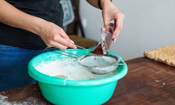 Фатальная ошибка родом из СССР: каждая хозяйка делает это на кухне, хотя категорически нельзя