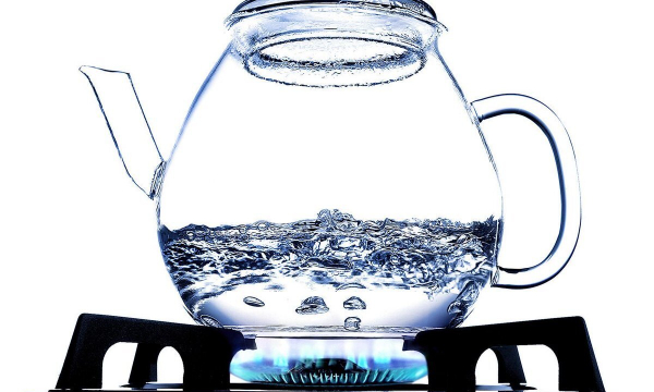 Можно ли кипятить воду в чайнике несколько раз? Правильный ответ удивит многих