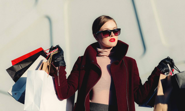 Психолог развеяла миф о пользе шопинга
